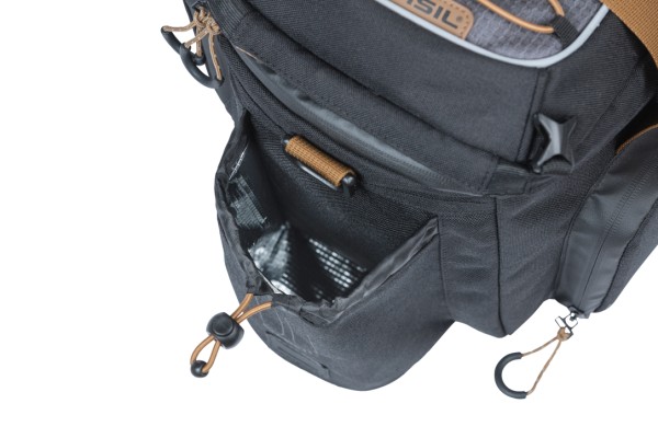 trunkbag (grå) fra Basil model Miles XL Pro. Vol.  9-36 L, vandtæt (IPX3) & udfoldelige sidetasker. Velcro mont.  eller med MIK, AVS, Racktime adapter